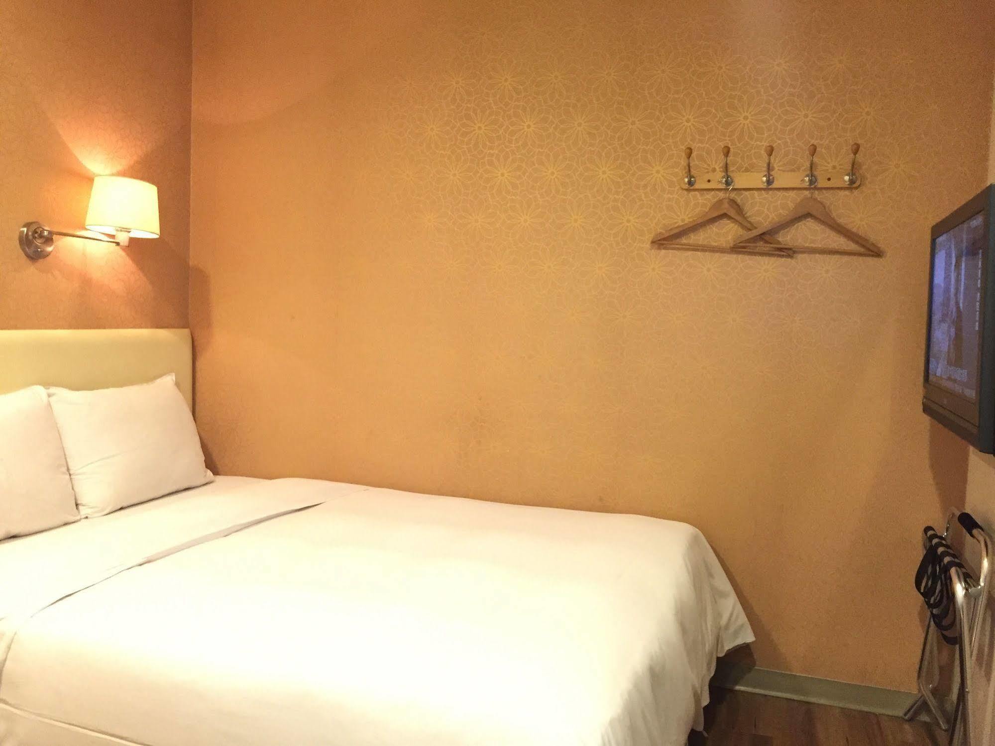 Garden Hotel Taichung Exterior foto