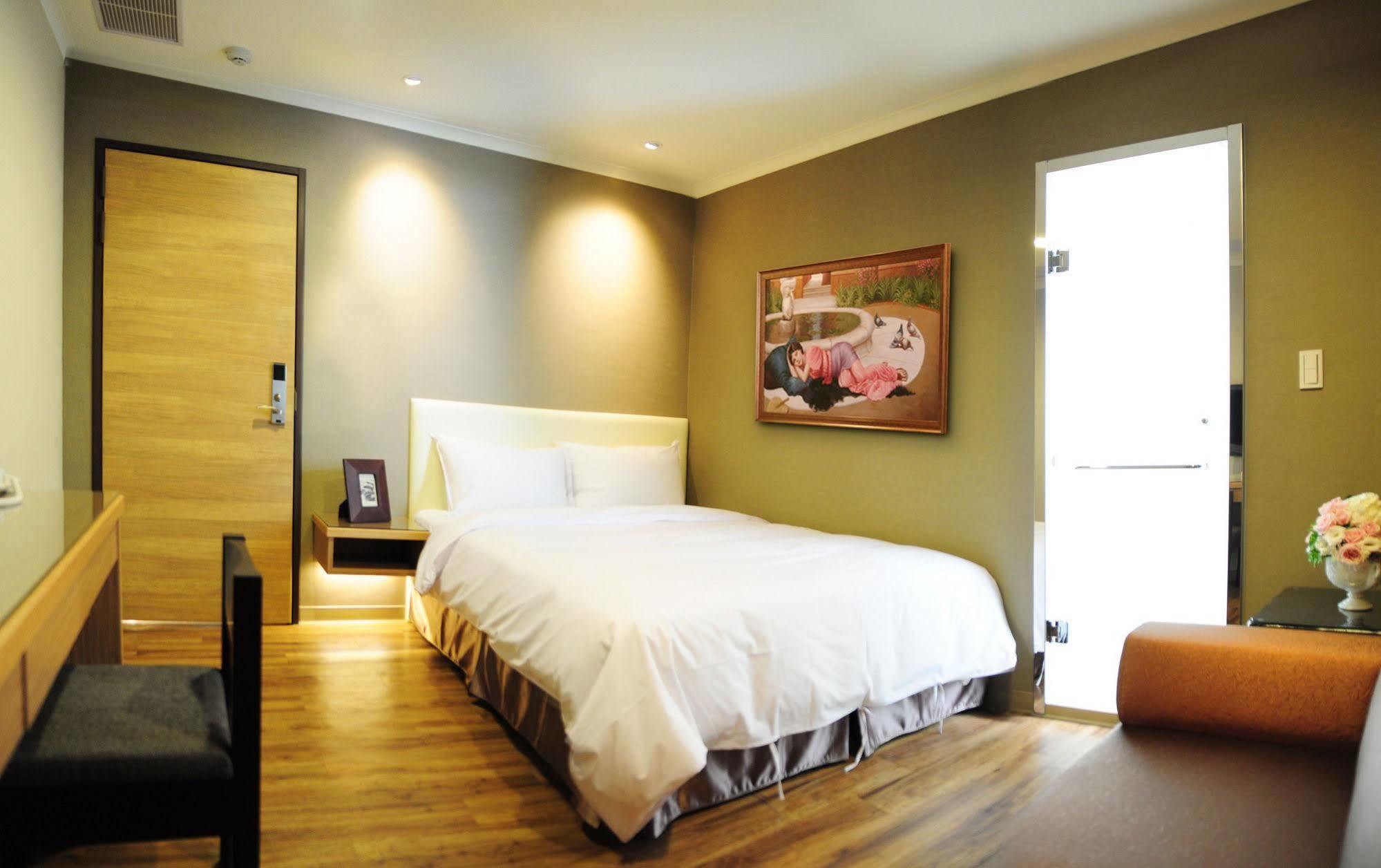 Garden Hotel Taichung Exterior foto